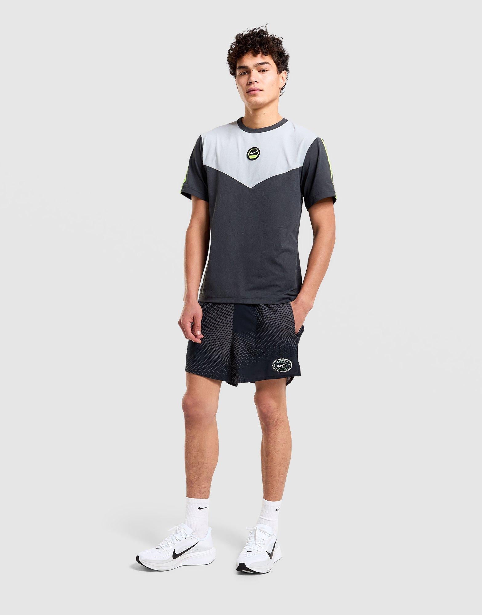 Stride Dri-FIT 5" Brief-Lined Running Shorts