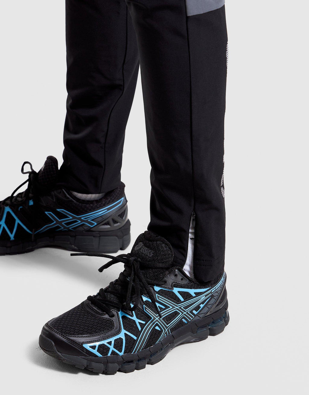 Training Woven Slim Pants