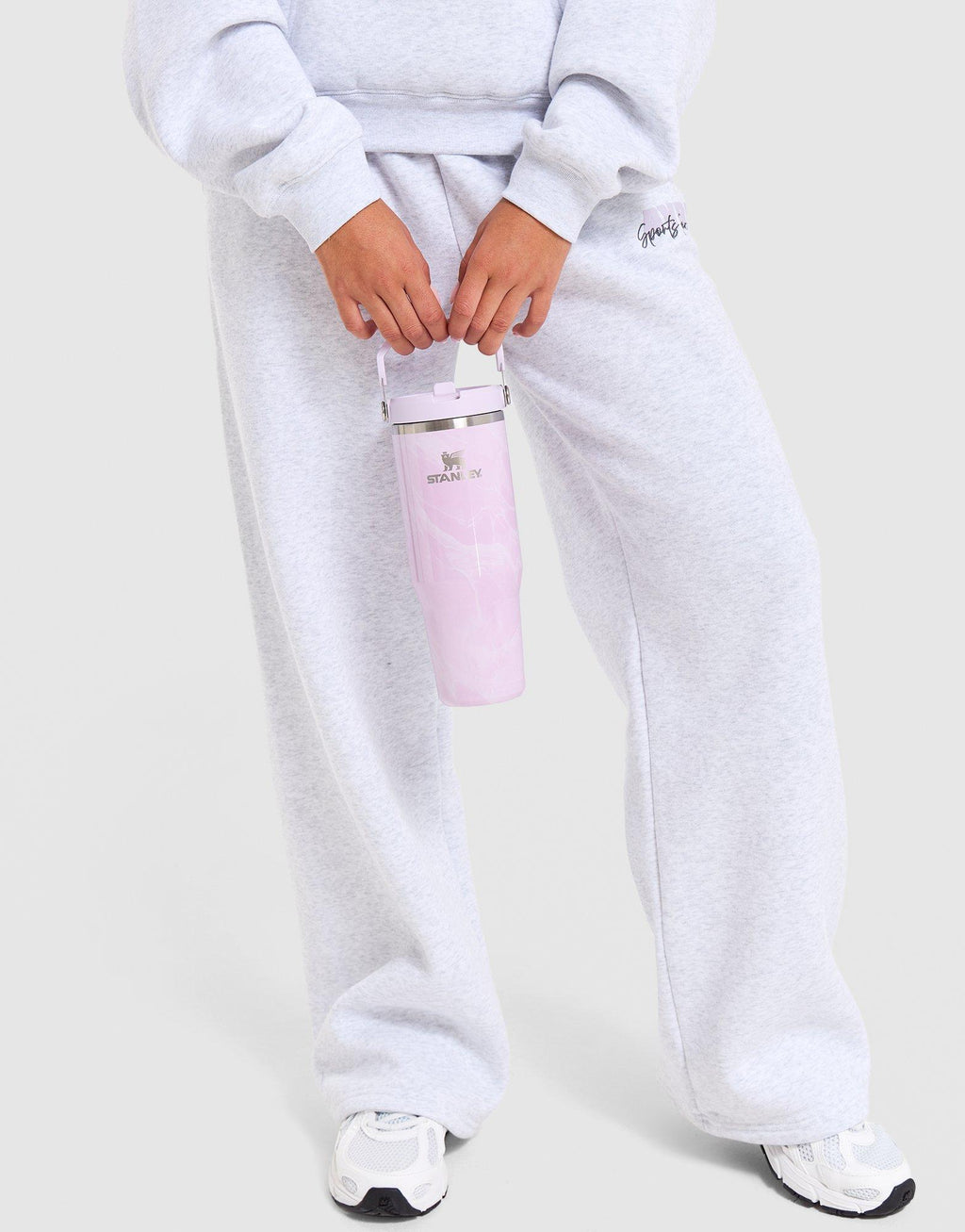 The IceFlow Flip Straw Tumbler 880mL