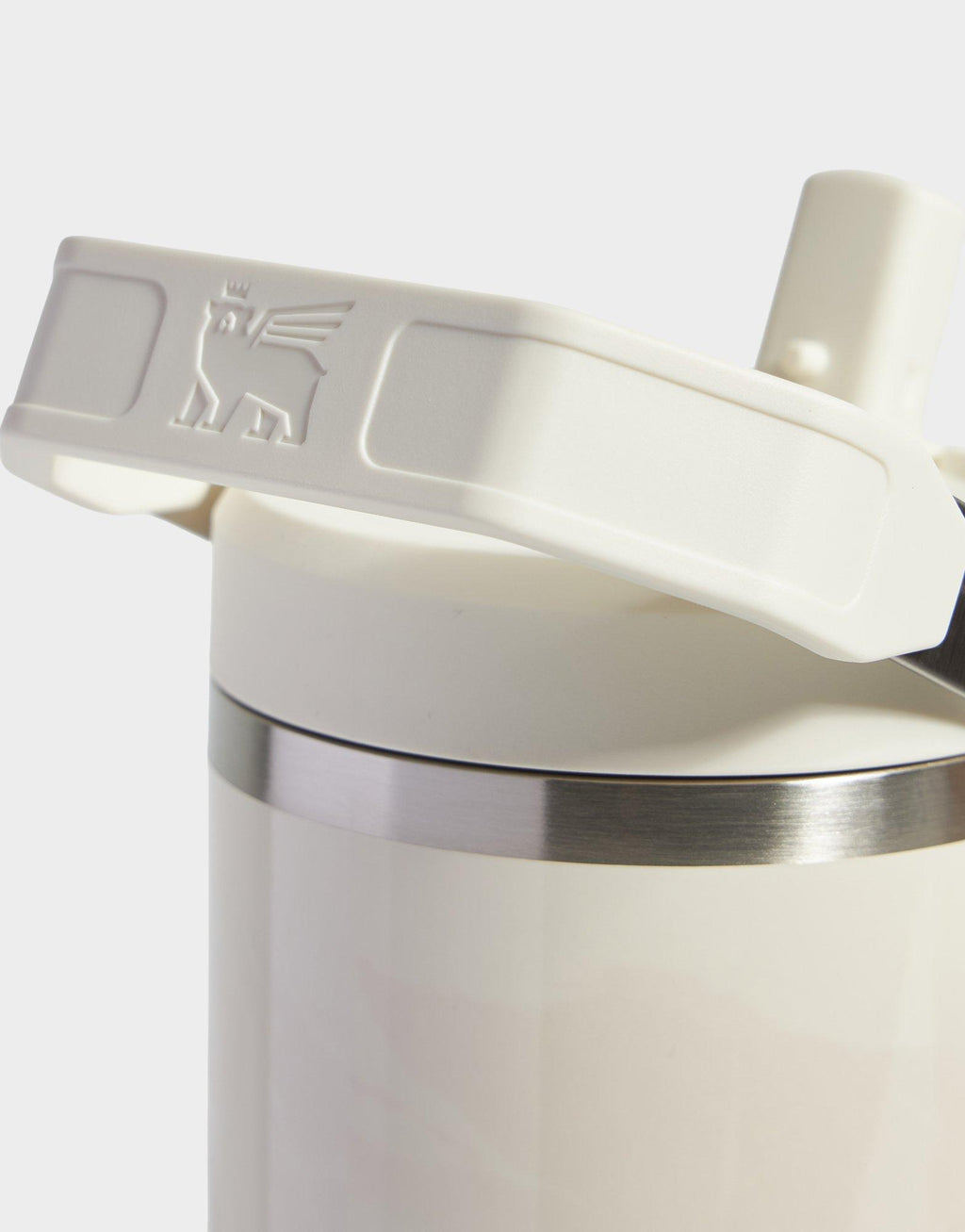 The IceFlow Flip Straw Tumbler 880mL