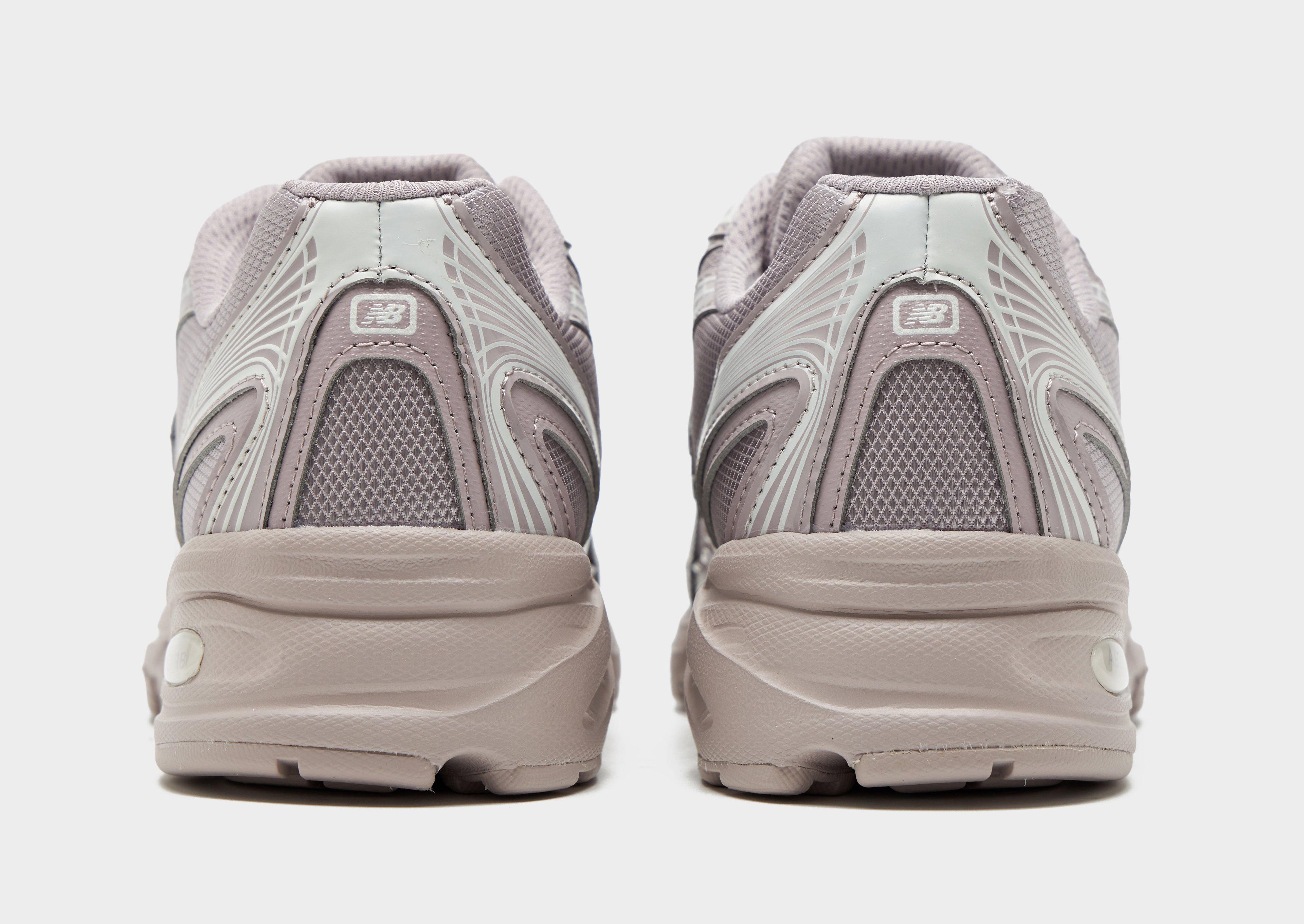 740 Women's