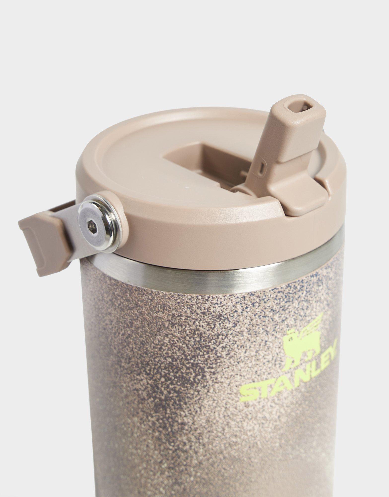 The IceFlow Flip Straw Tumbler 880mL