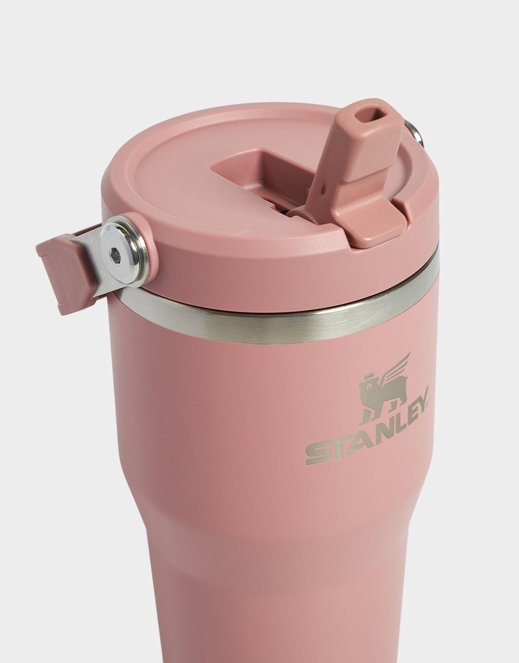 The IceFlow Flip Straw Tumbler 590mL