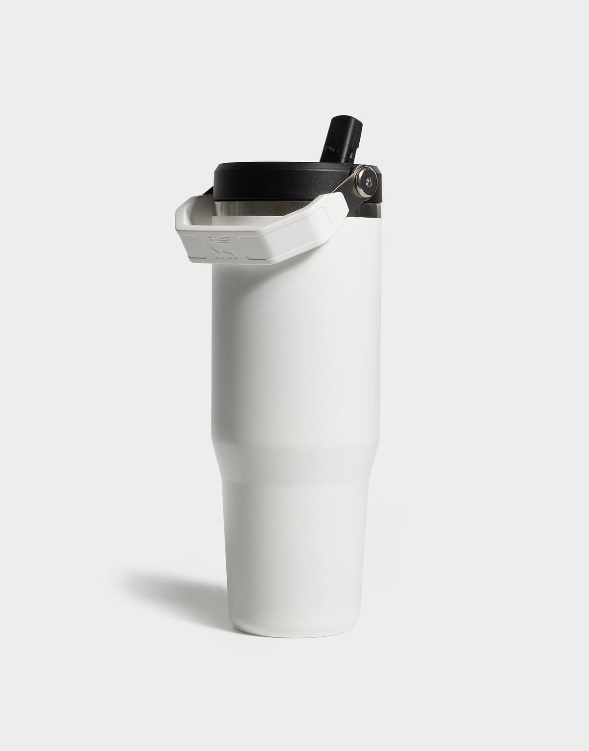 The IceFlow Flip Straw Tumbler 880mL