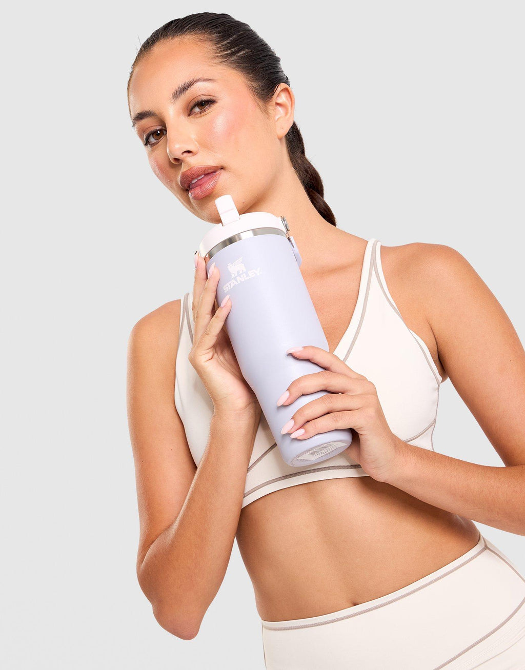 The IceFlow Flip Straw Tumbler 880mL