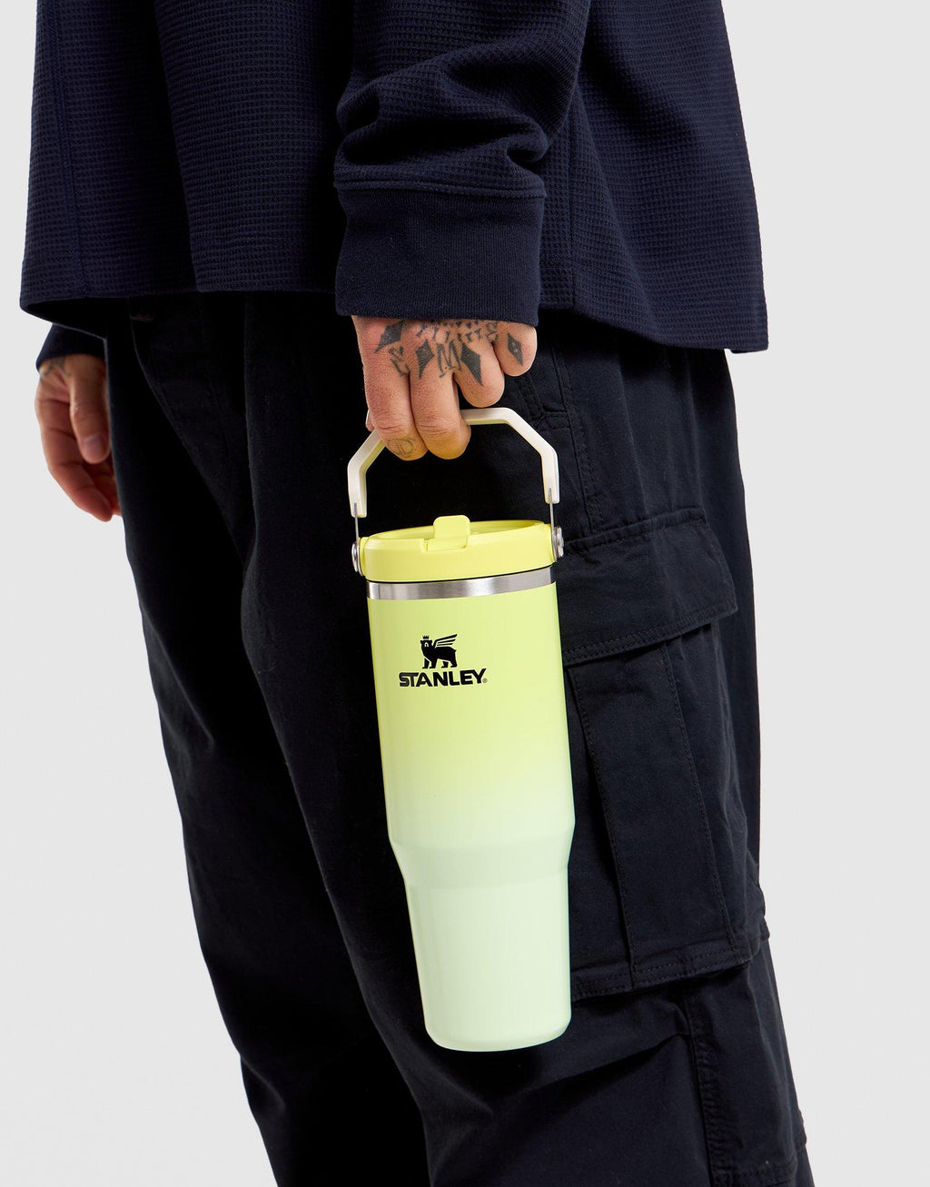 The IceFlow Flip Straw Tumbler 880mL