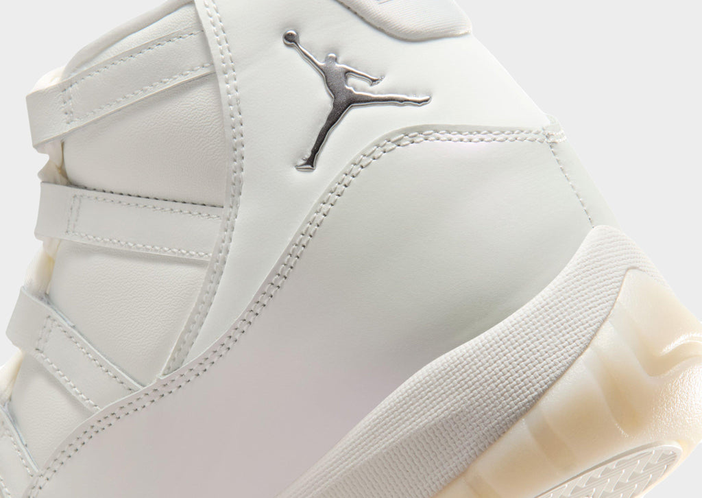 Air 11 Retro Women's
