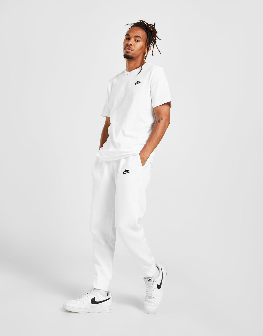 Sportswear Club T-Shirt