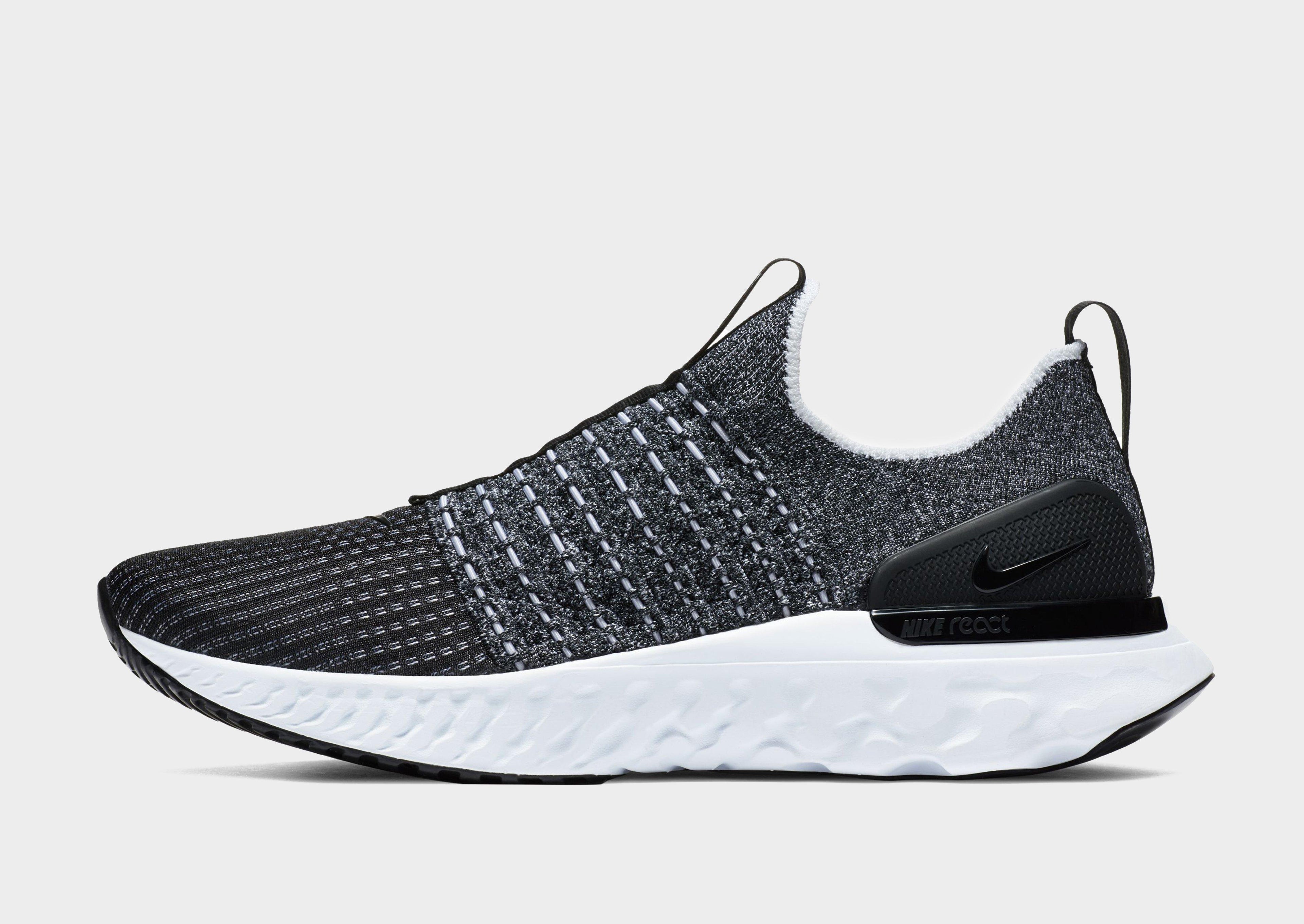 React Phantom Run Flyknit 2