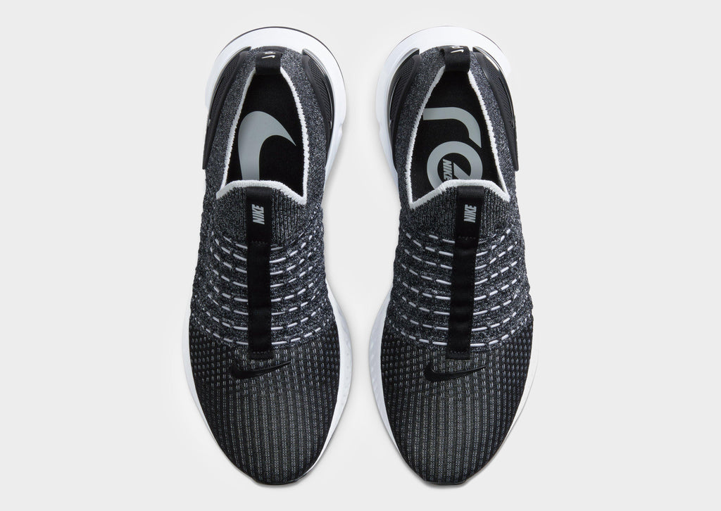 React Phantom Run Flyknit 2