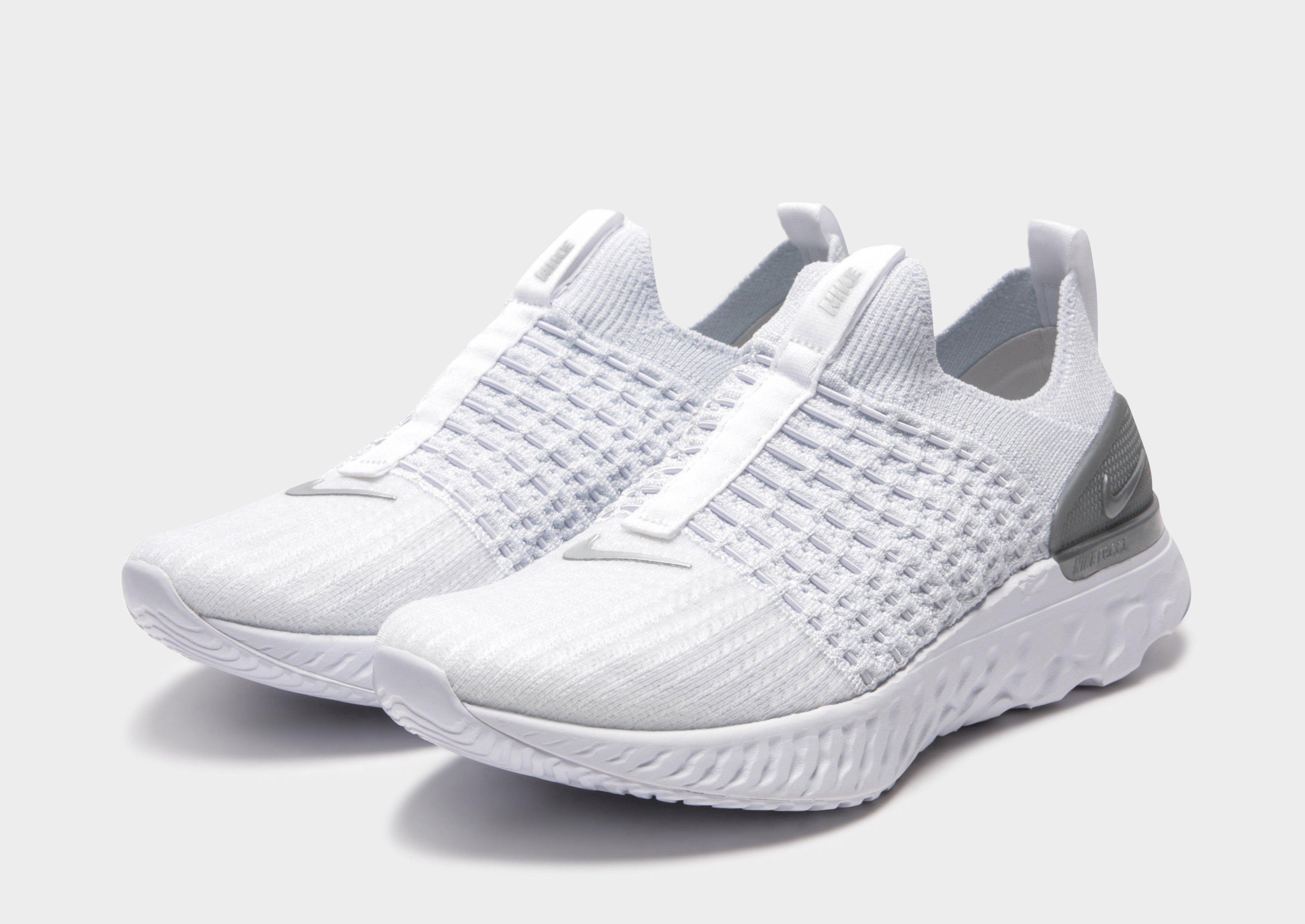 React Phantom Run Flyknit 2 Women's