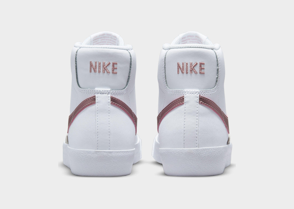 Blazer Mid