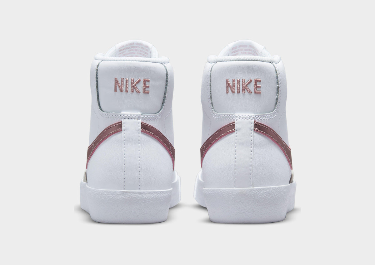 Blazer Mid