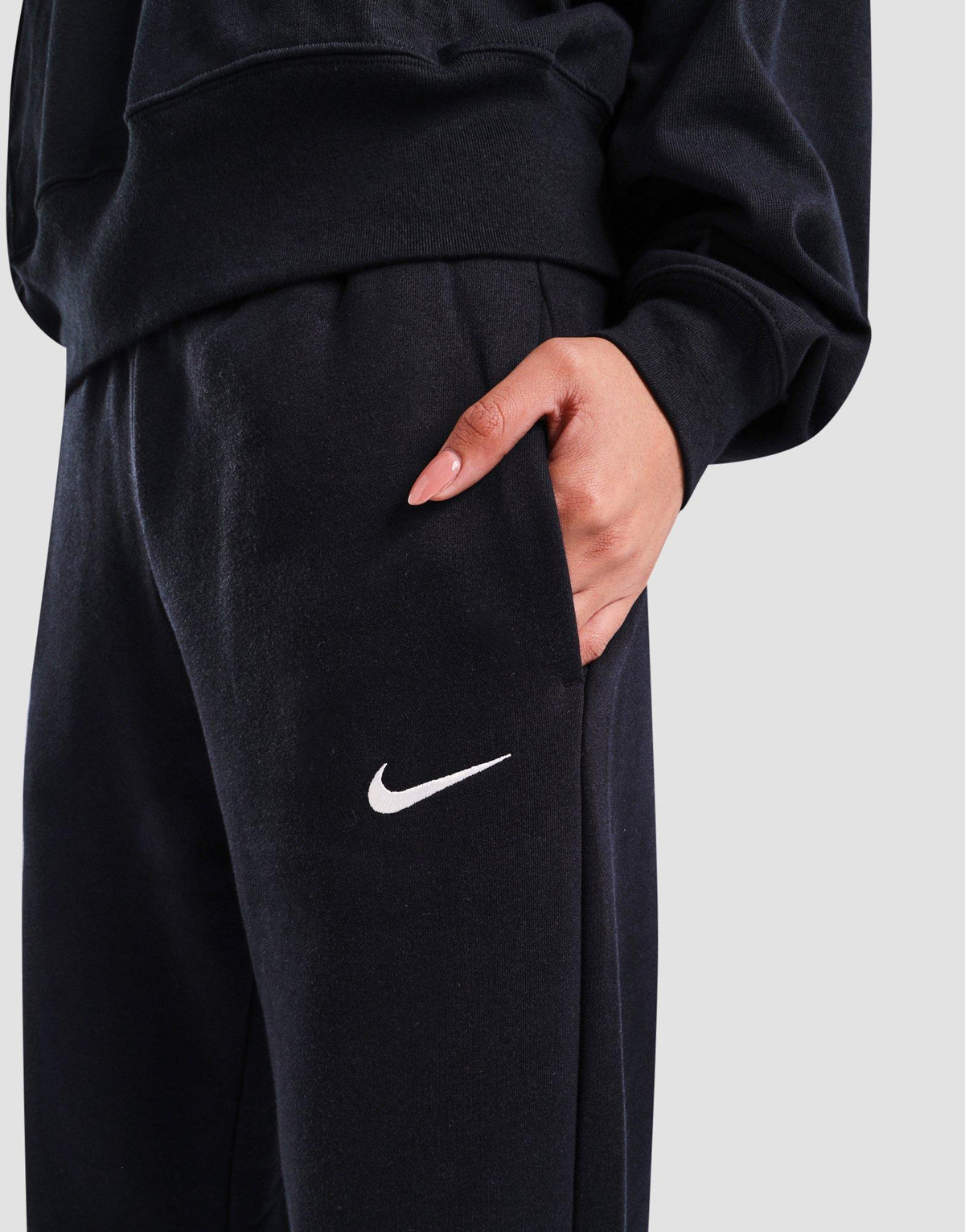 Phoenix Fleece Wide Leg Joggers