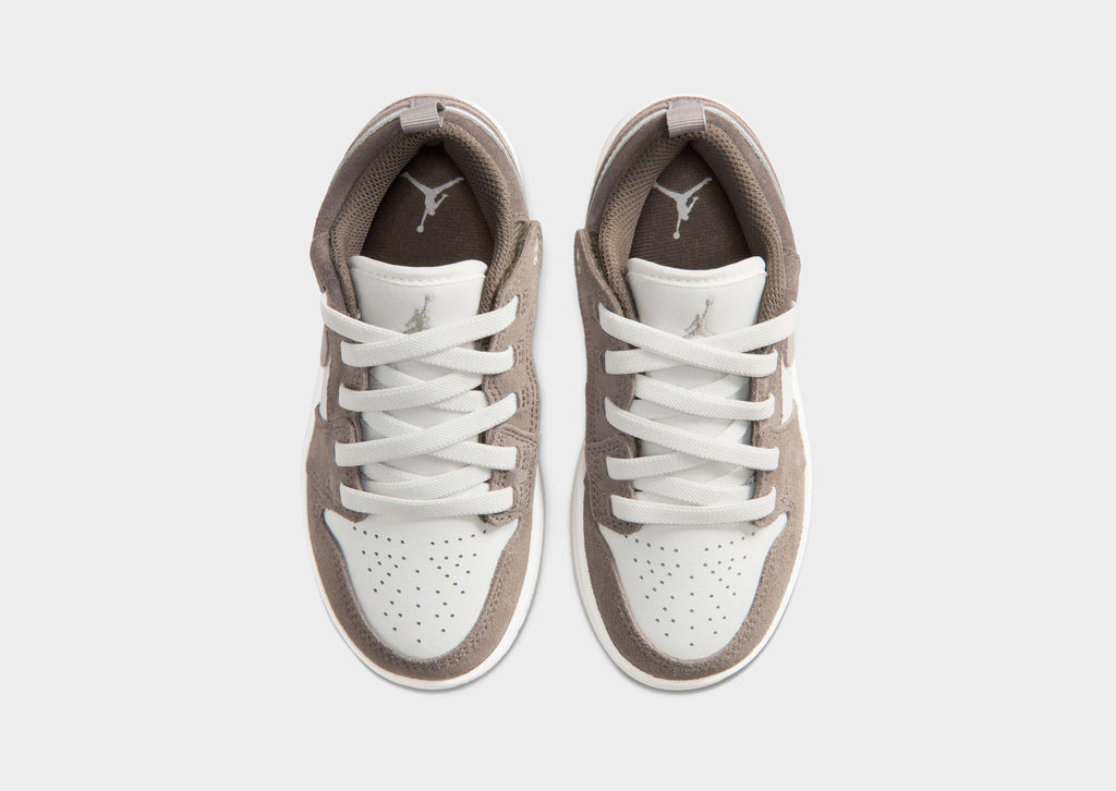 Air 1 Low Children