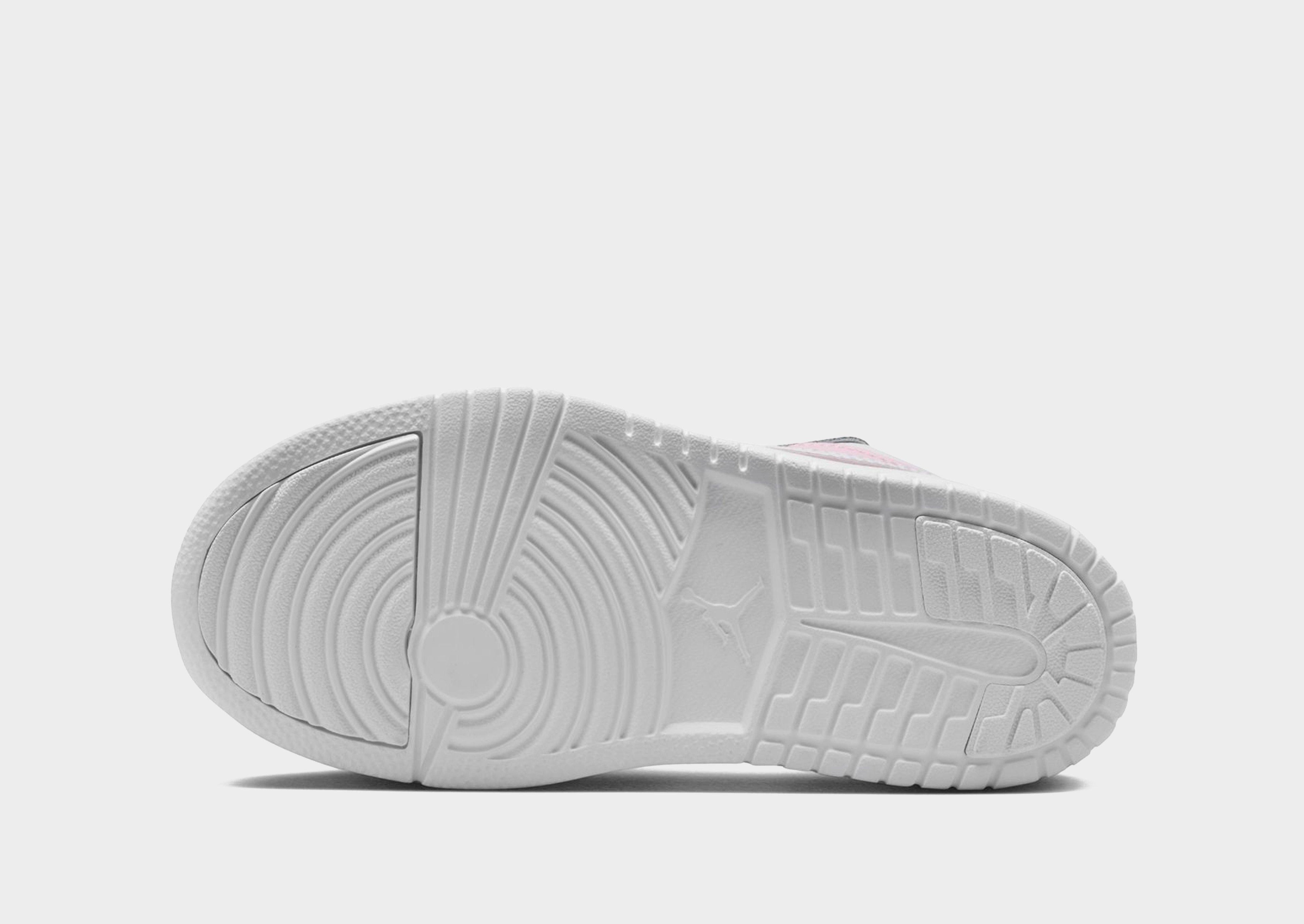 Air 1 Low Children