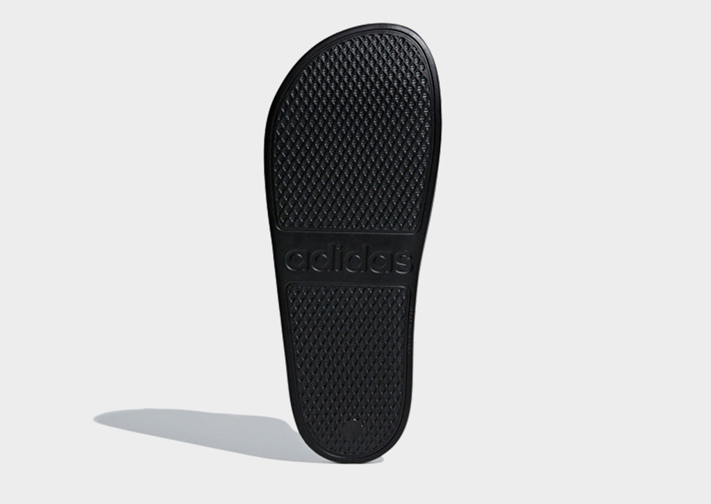 Adilette Aqua Slides