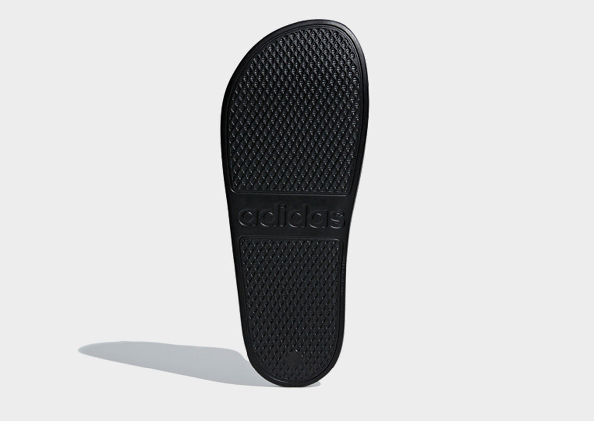Adilette Aqua Slides