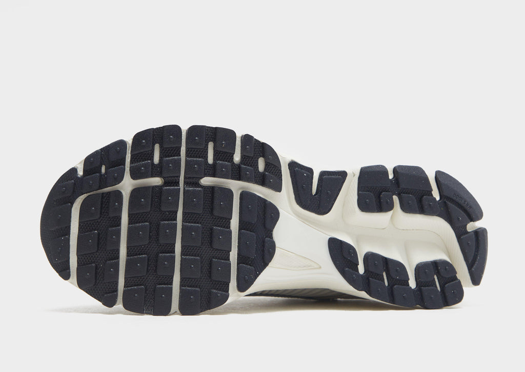 Vomero 5 Women's