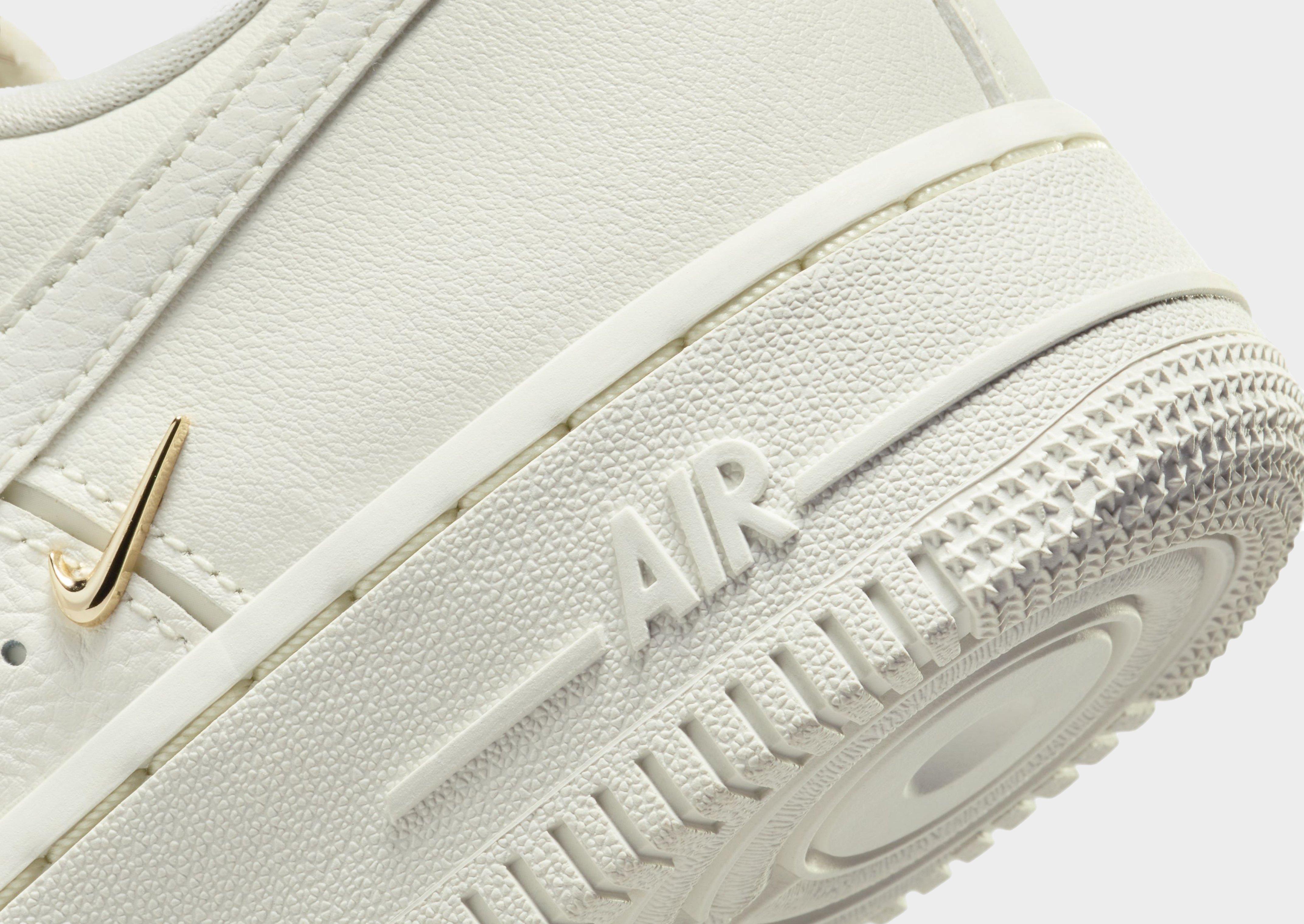 White Nike Air Force 1 '07 LX Women's - JD Sports New Zealand