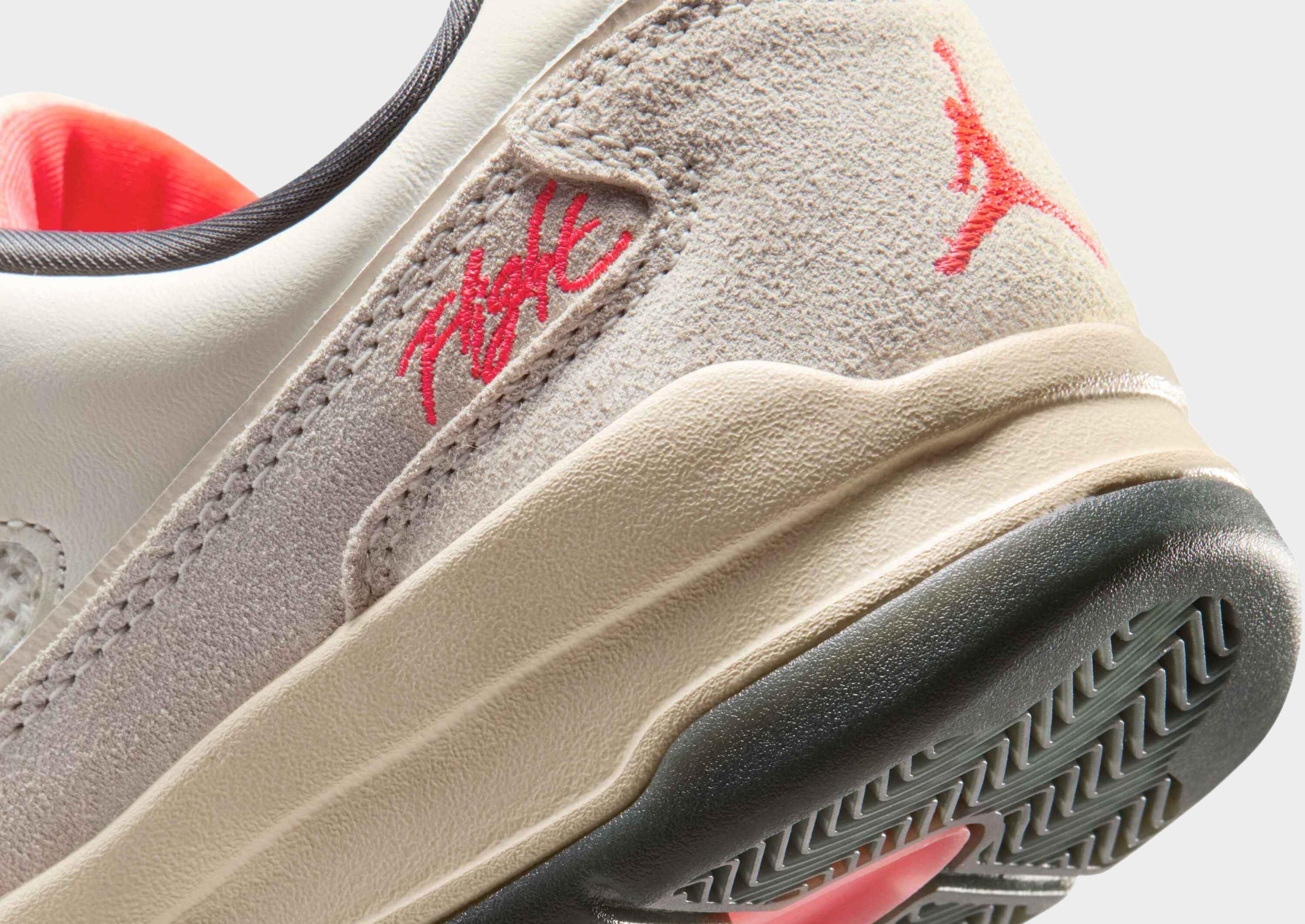 Flight Court Women's