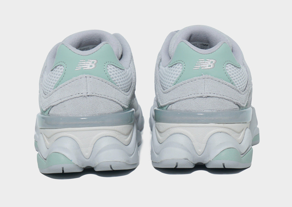 9060 Junior