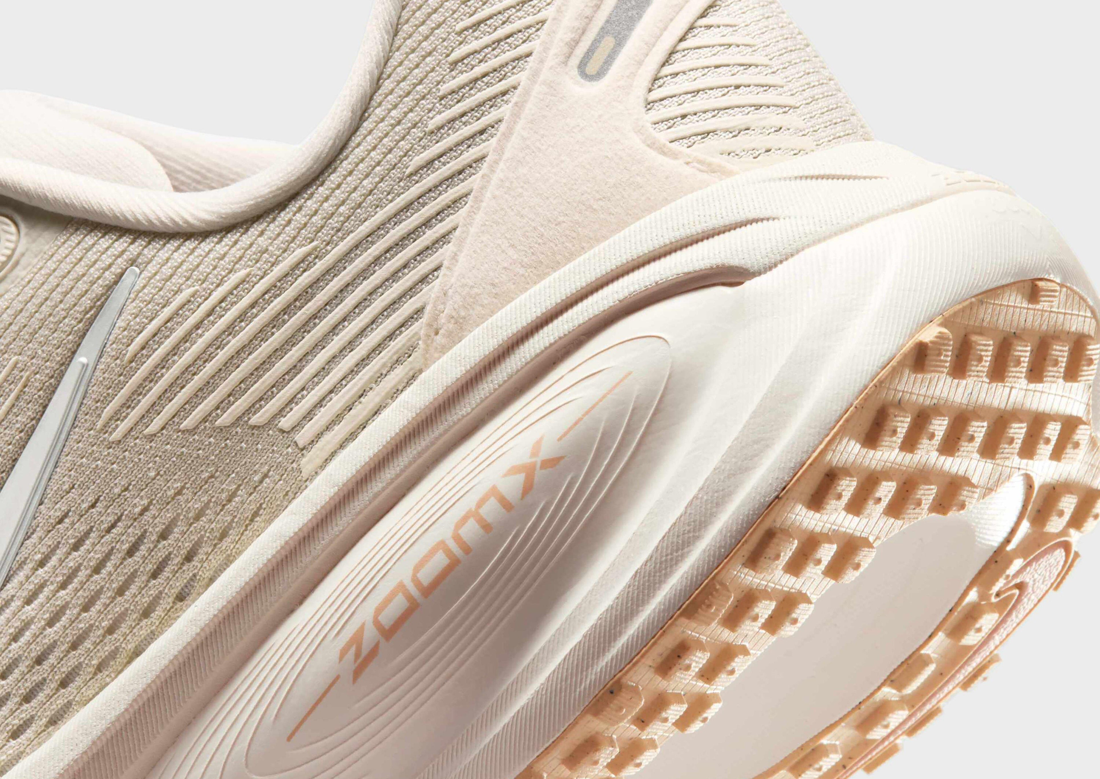 Vomero 18 Women's