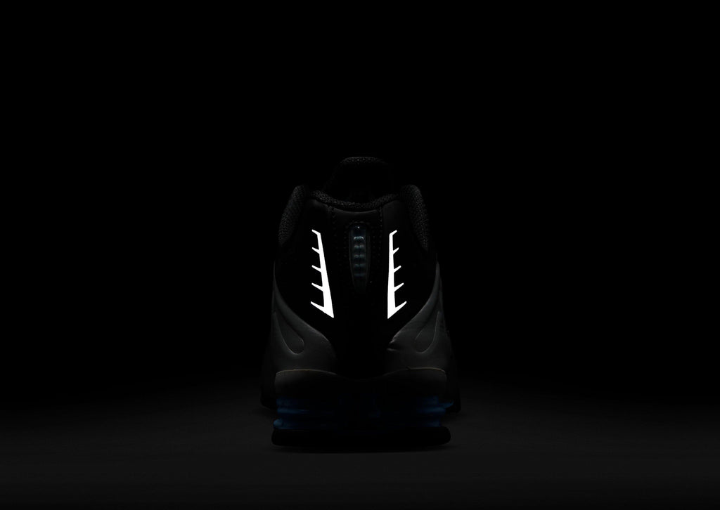 Shox R4