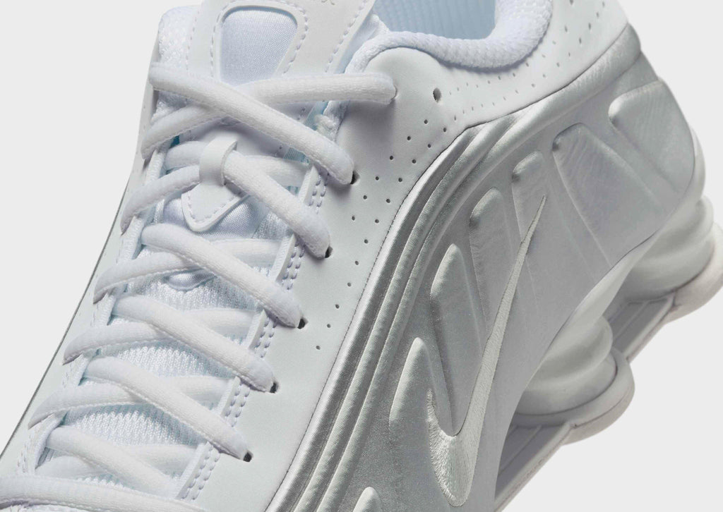 Shox R4