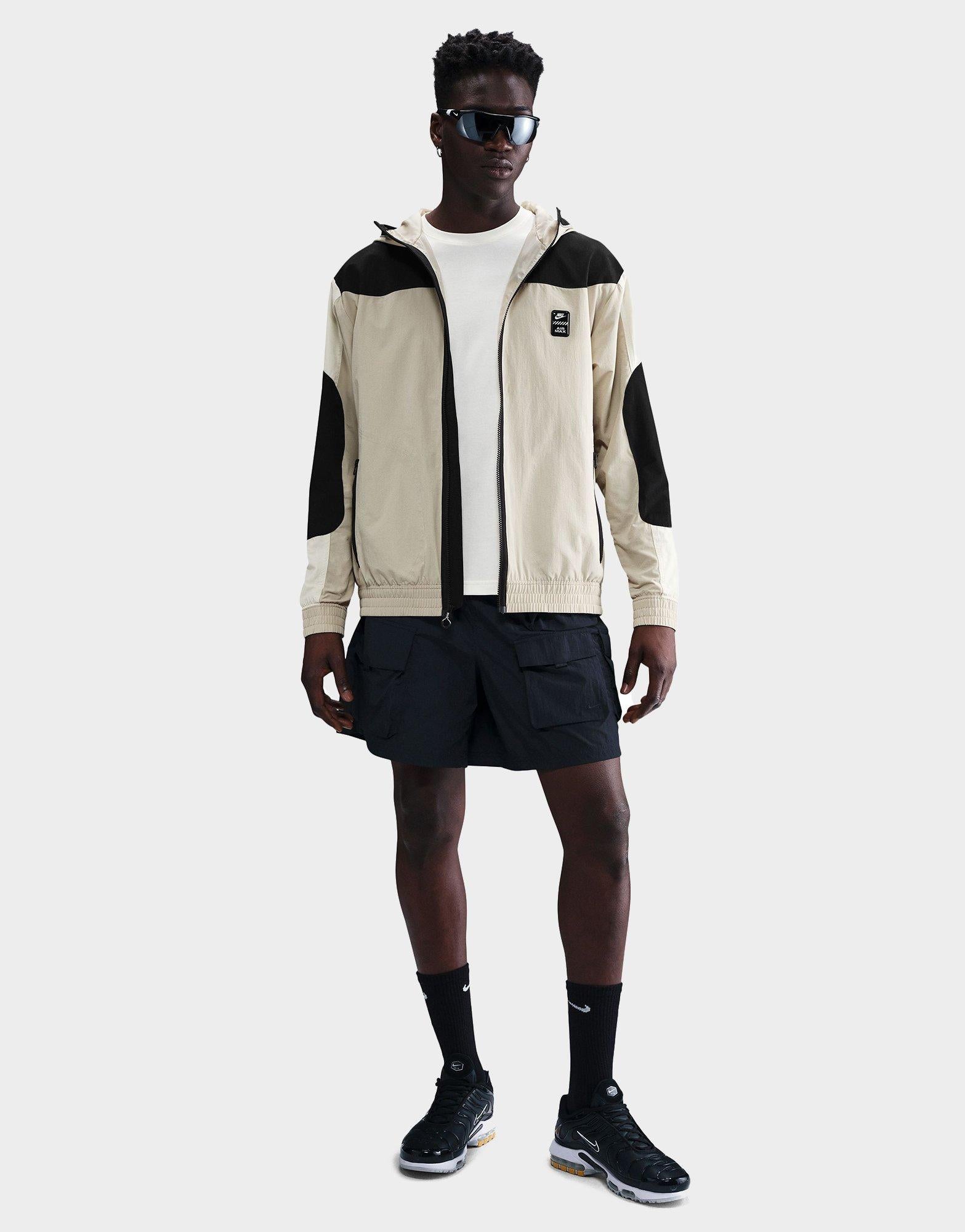 Air Max Woven Jacket