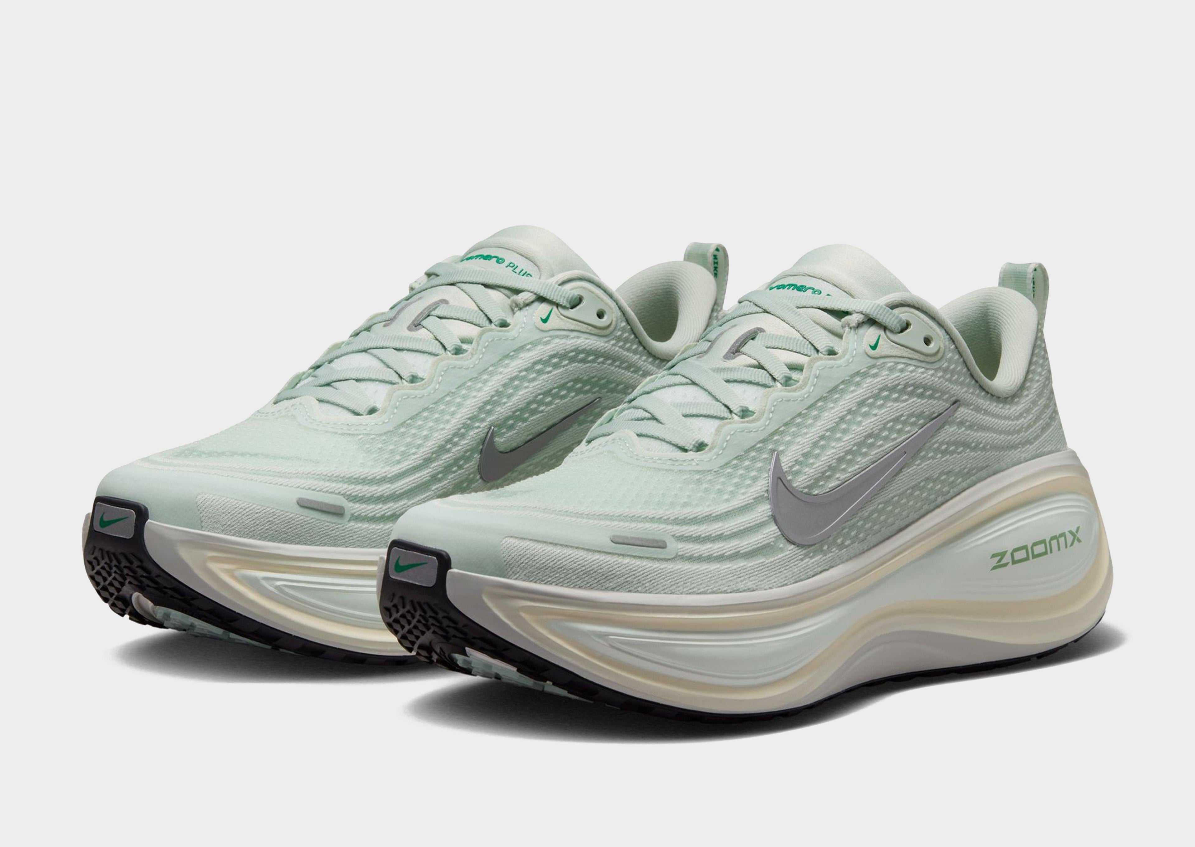 Vomero Plus Women's
