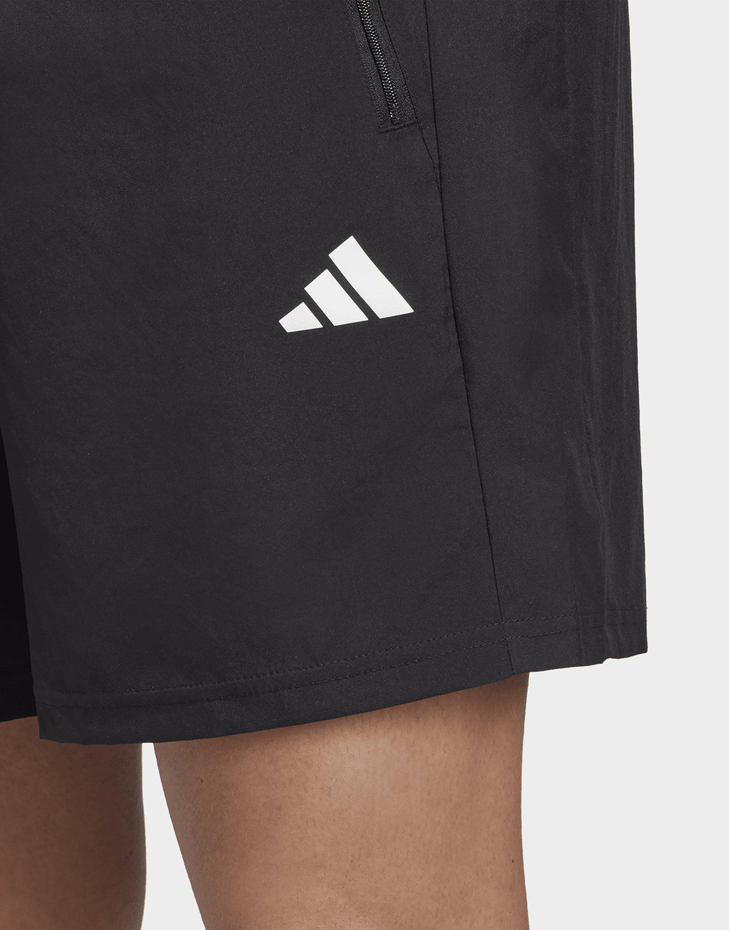 Training Essential Woven Shorts