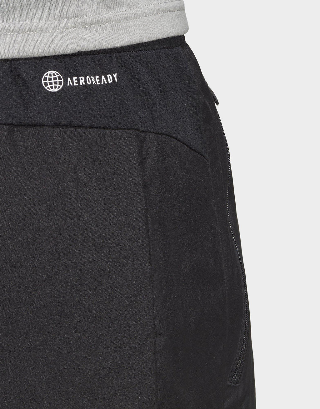 Training Essential Woven Shorts