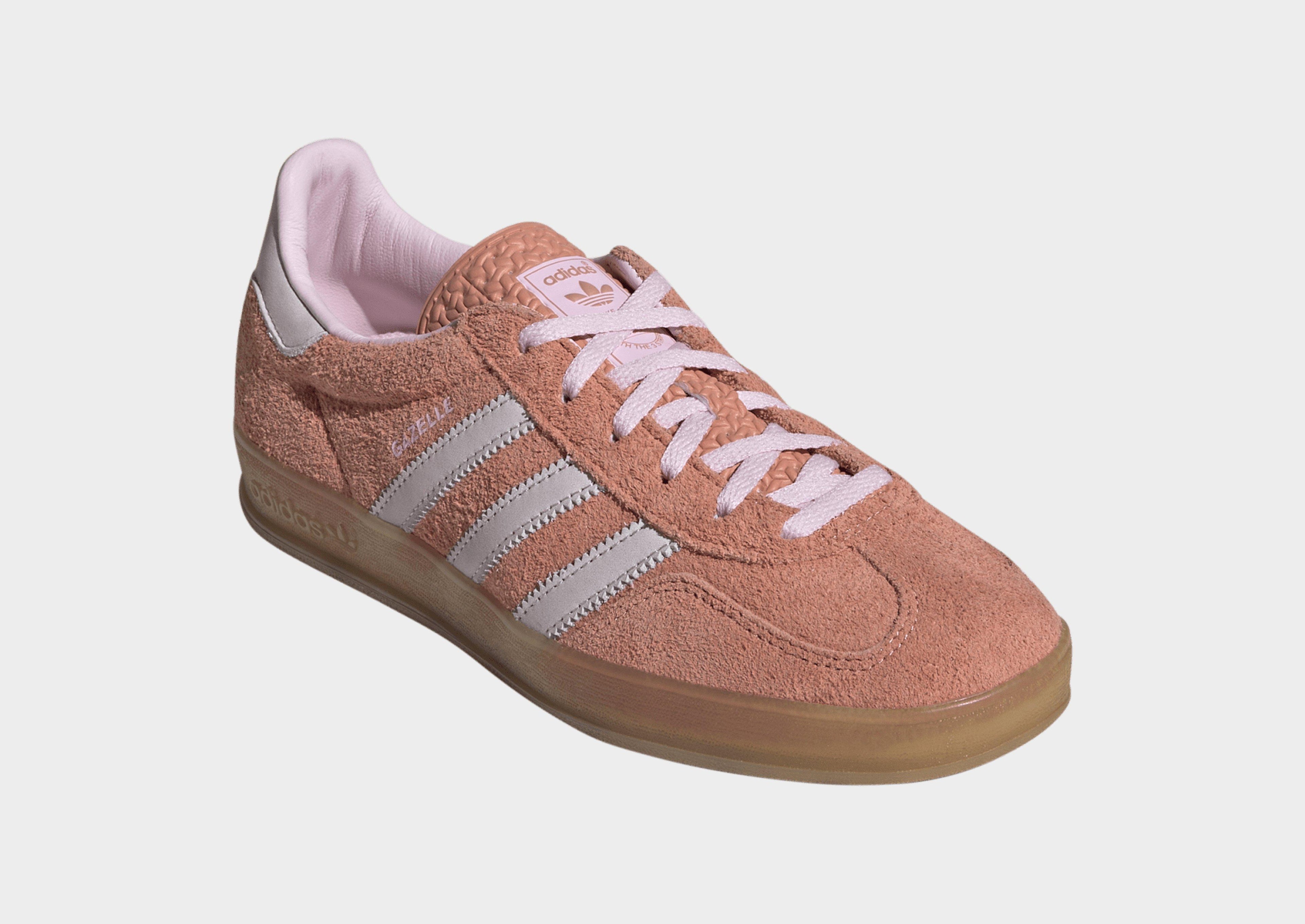 Gazelle Indoor Women's
