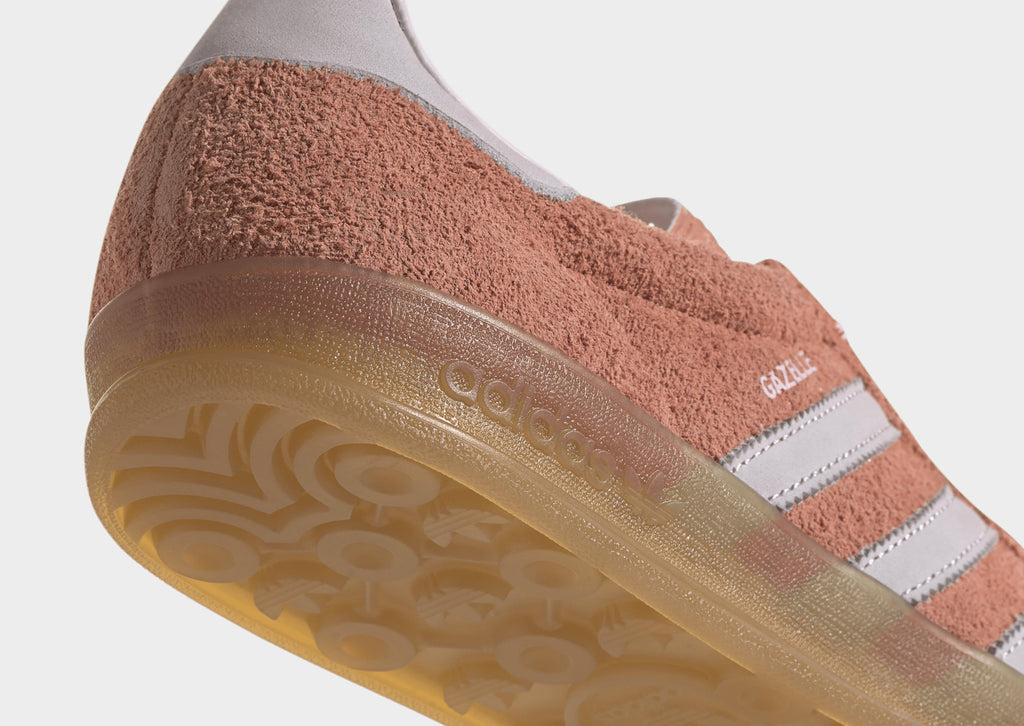 Gazelle Indoor Women's