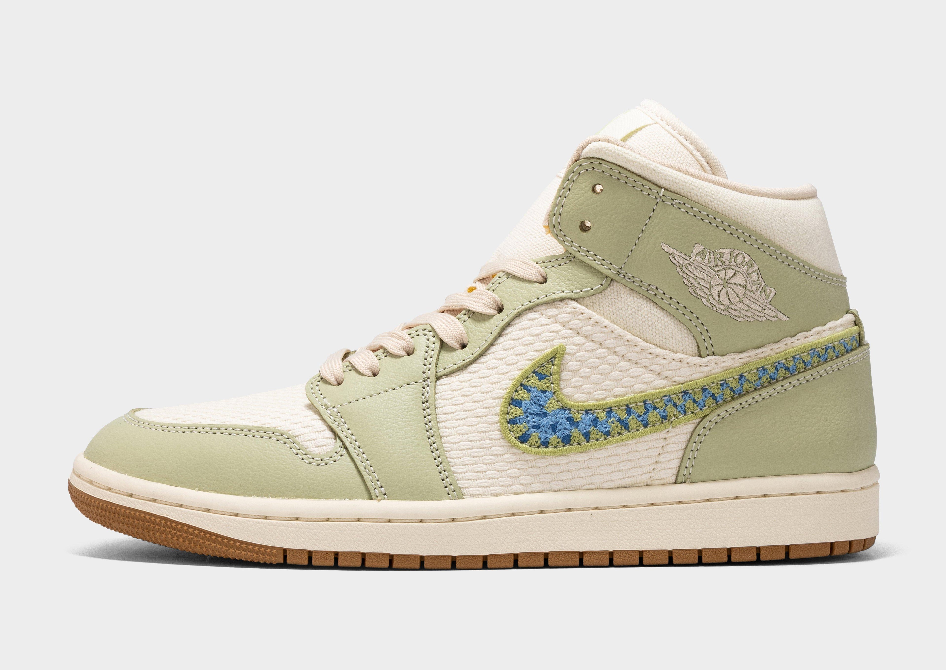 Air 1 Mid SE Women's
