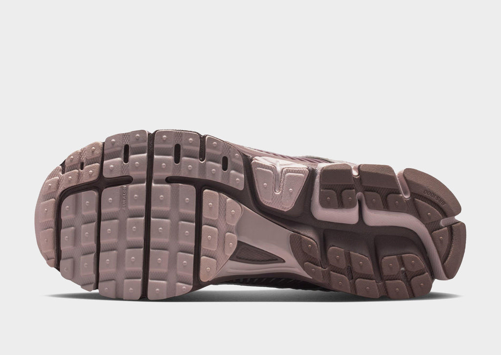 Vomero 5 Women's