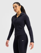 Essential Sportswear Chill Knit Capri Leggings