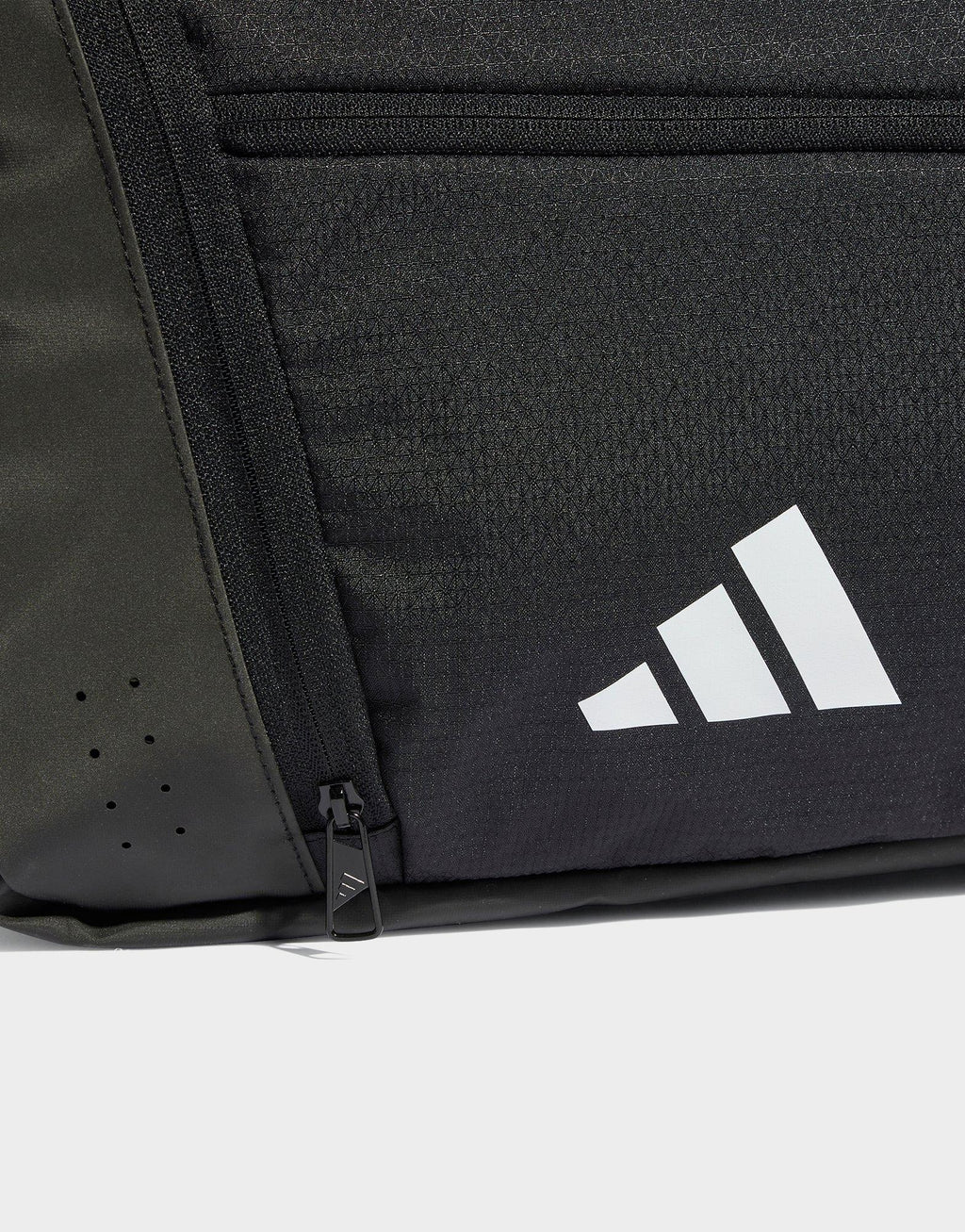 Essentials 3-Stripes Duffel Bag Medium