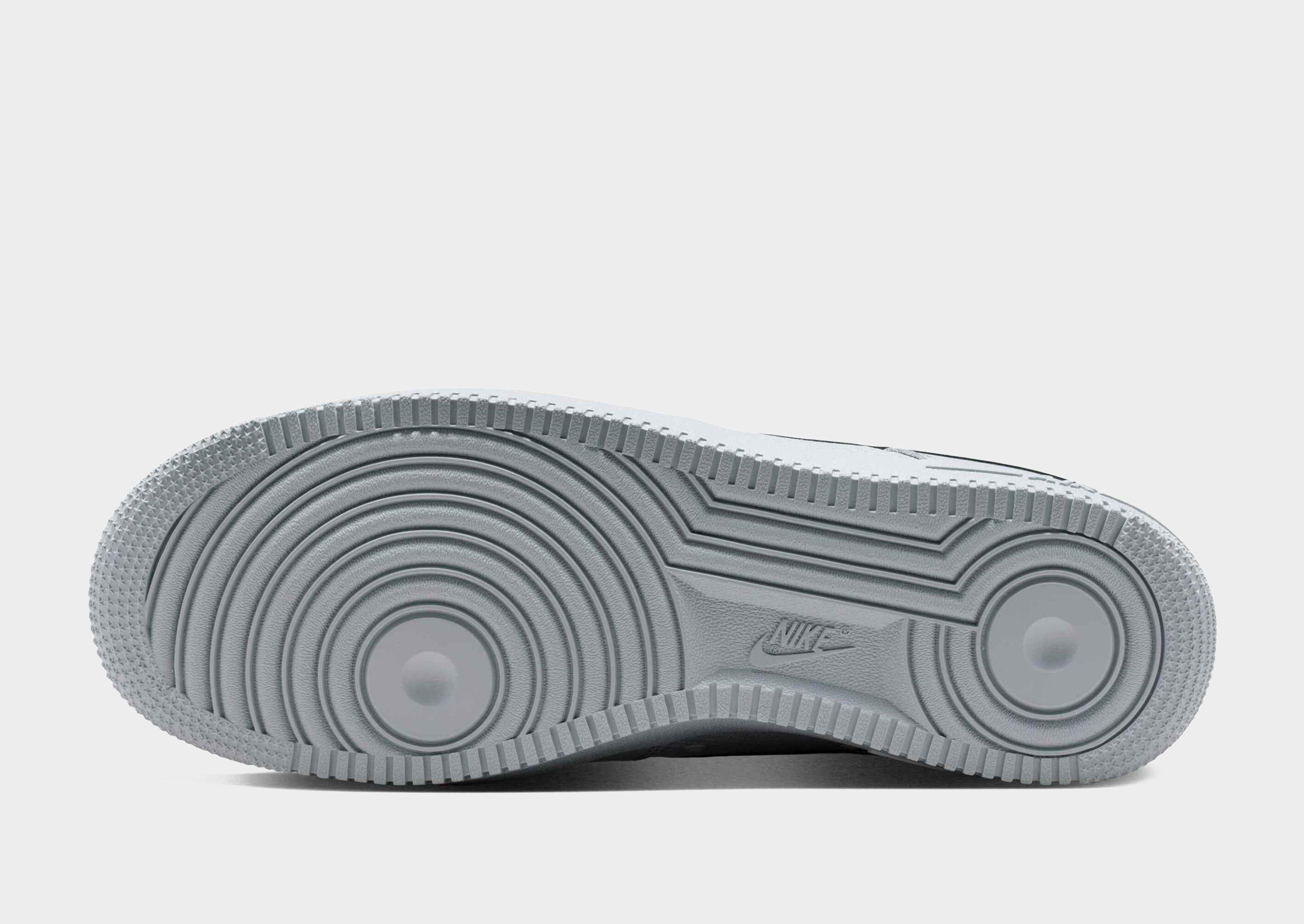 Air Force 1 '07 LV8 Tech