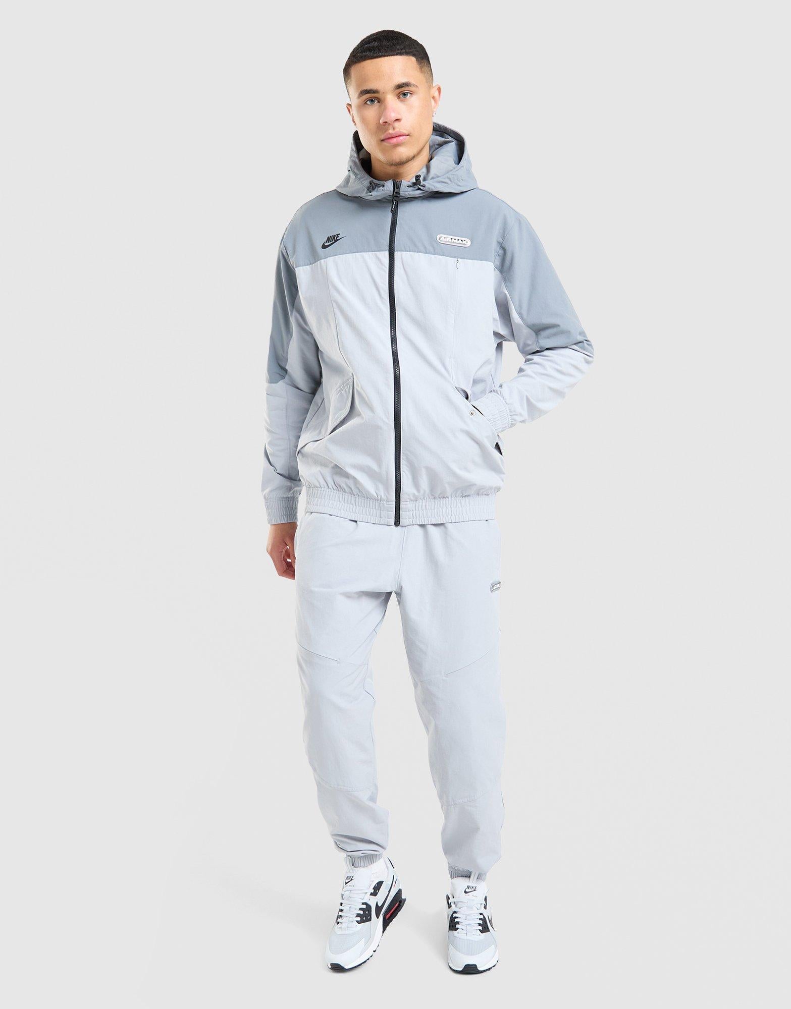 Air Max Woven Jacket