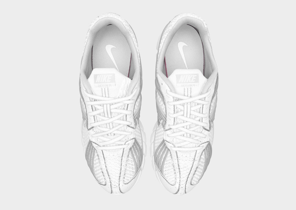 Zoom Skylon