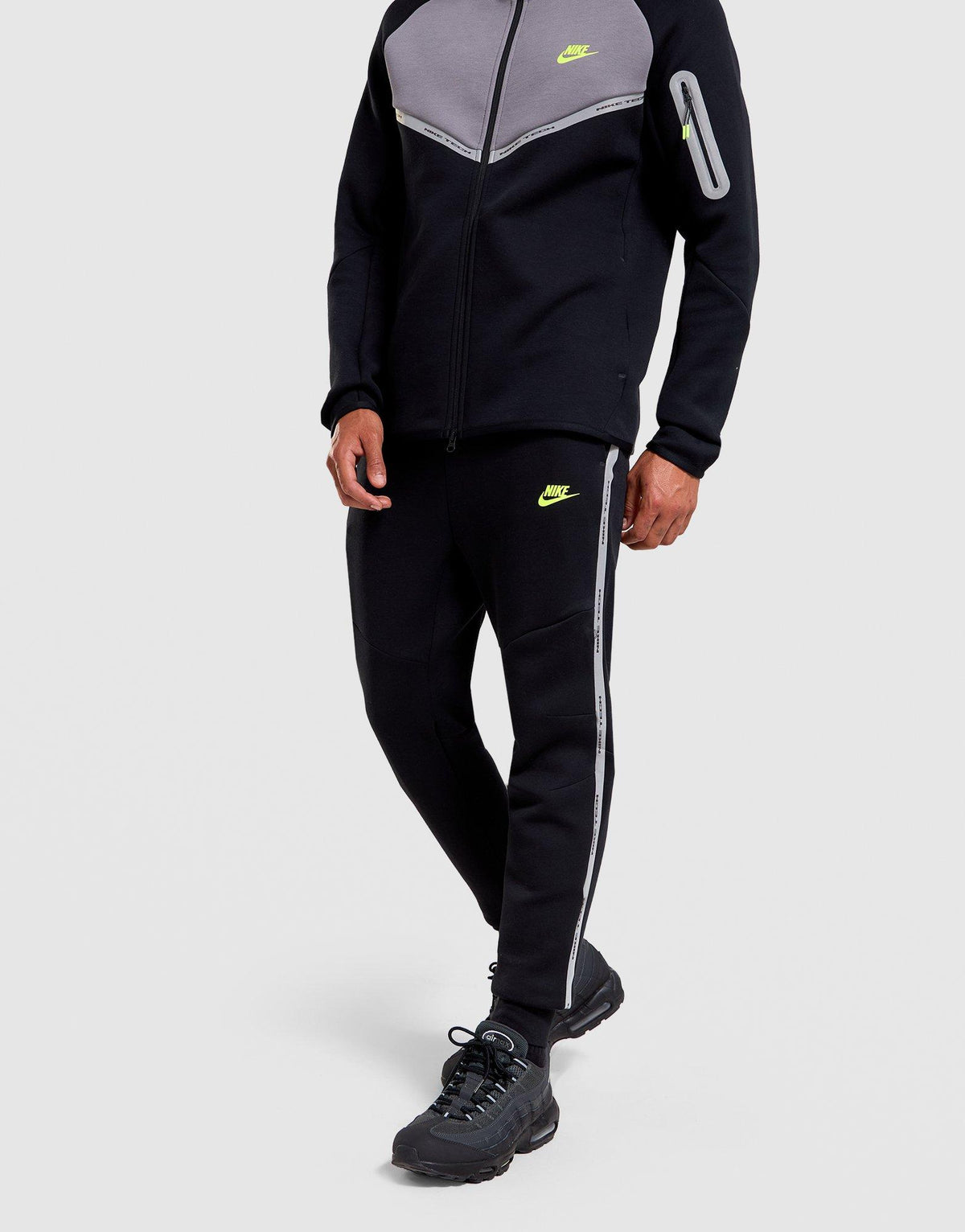 Tech Fleece Reflective Joggers