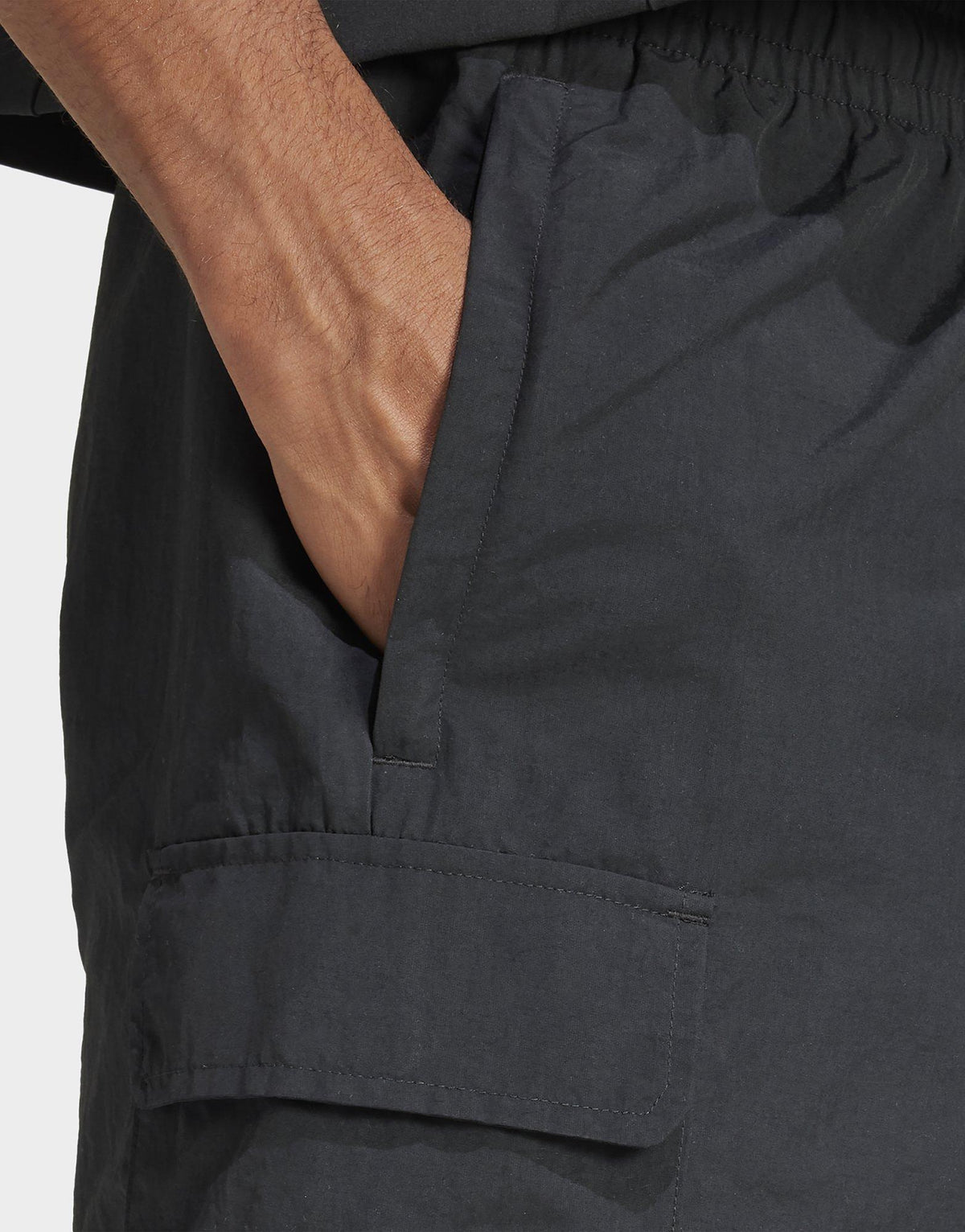 Essential Woven Shorts