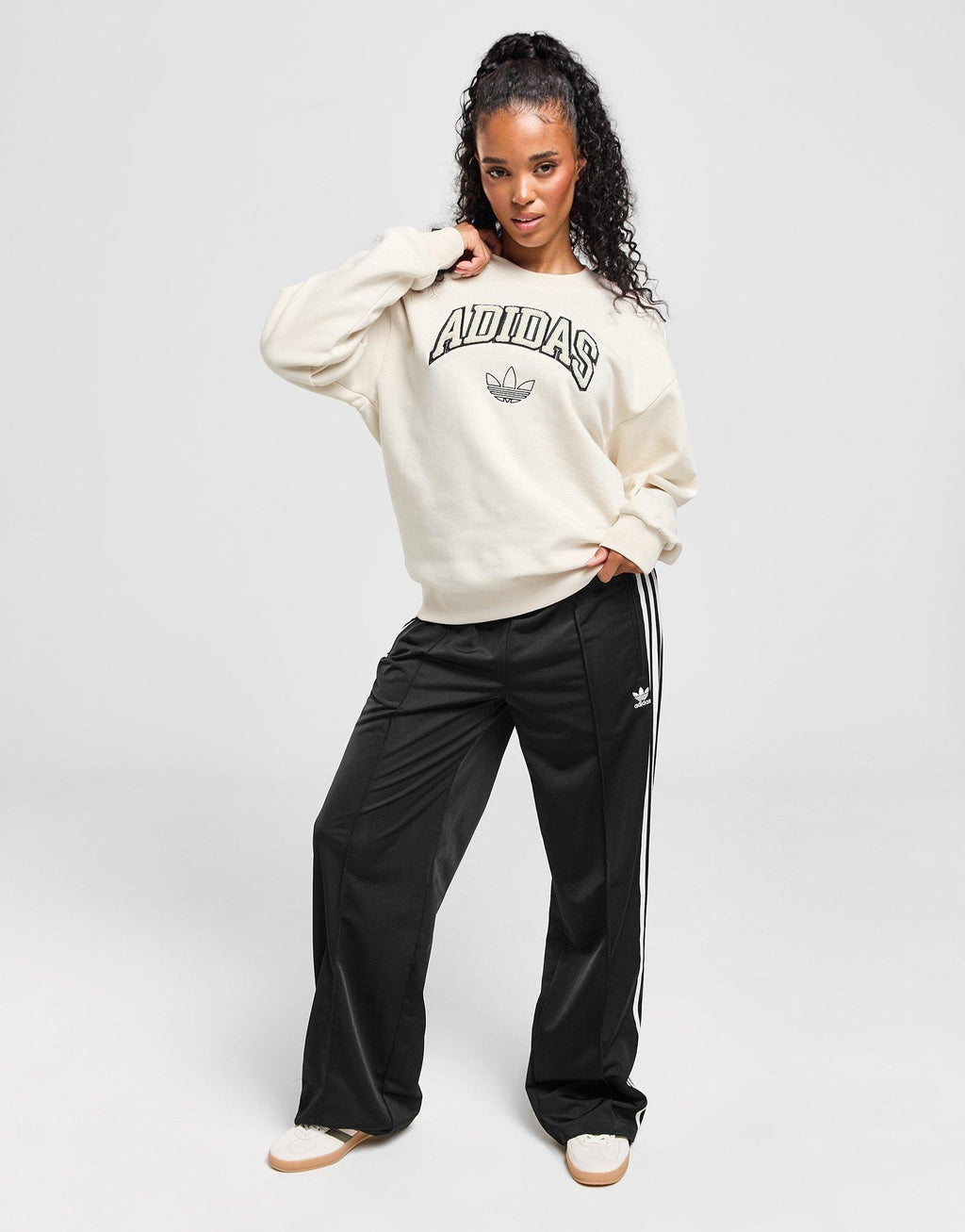 Cosy Logo Crew Sweatshirt
