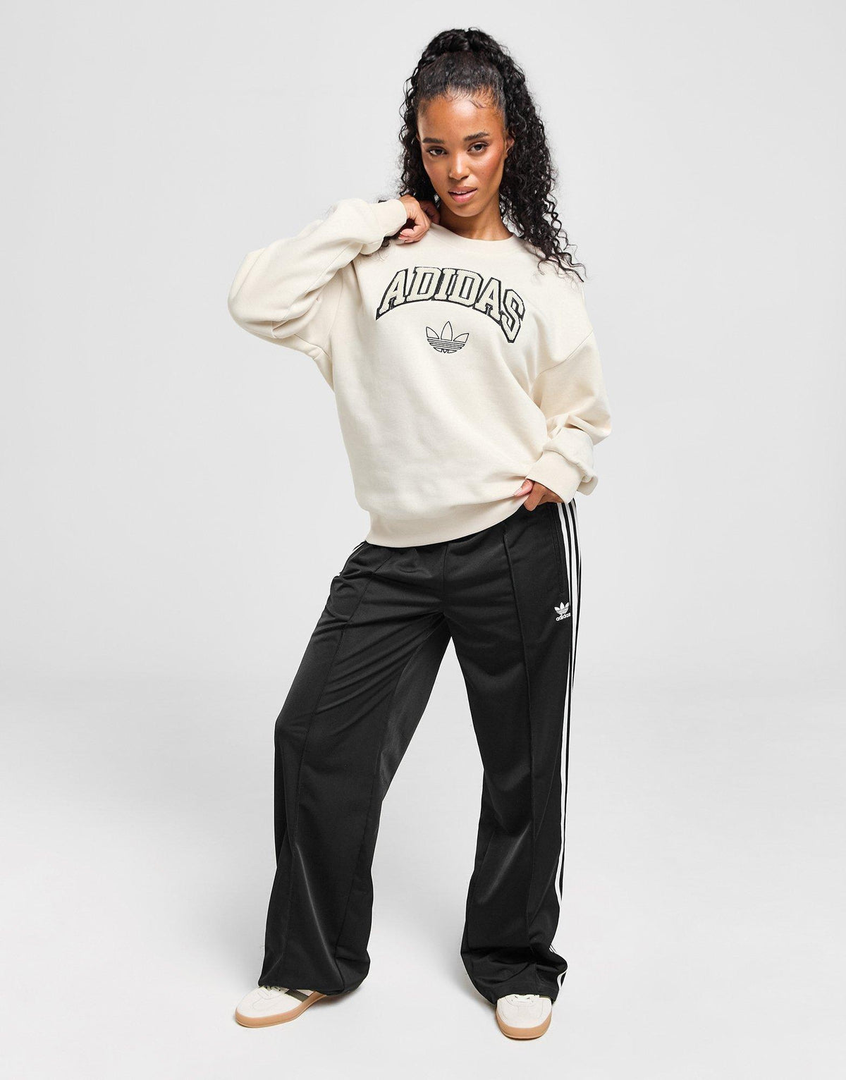 Cosy Logo Crew Sweatshirt