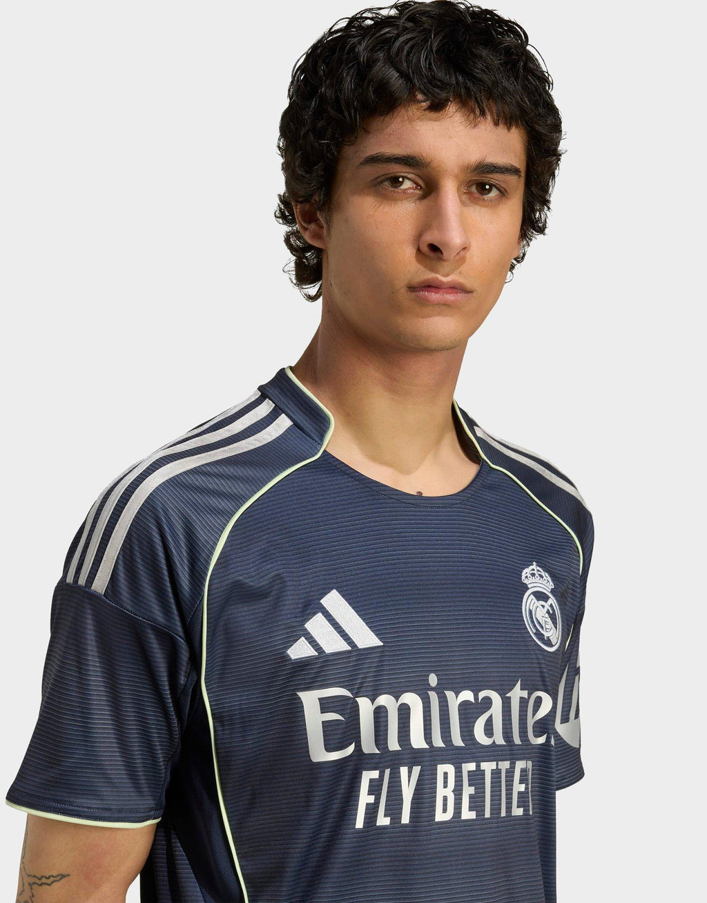 Real Madrid 2025/26 Away Shirt