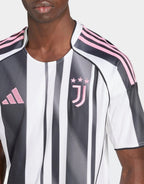 Juventus 2025/26 Home Shirt