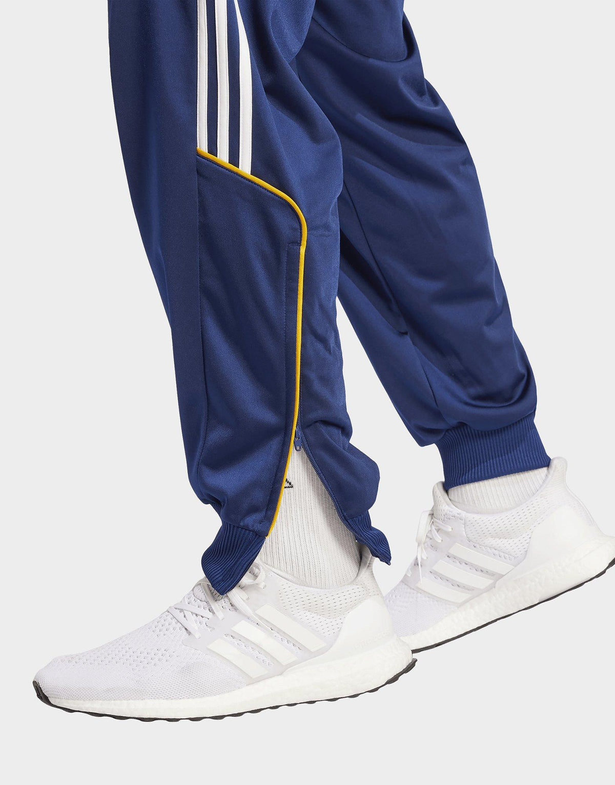 Real Madrid 1999/00 Track Pants