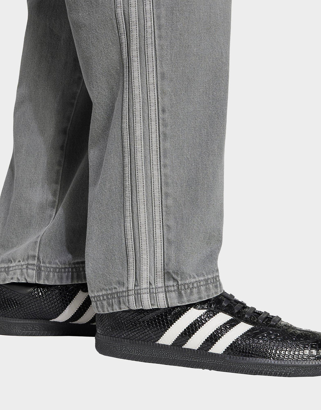 Adicolor Loose Denim Track Pants